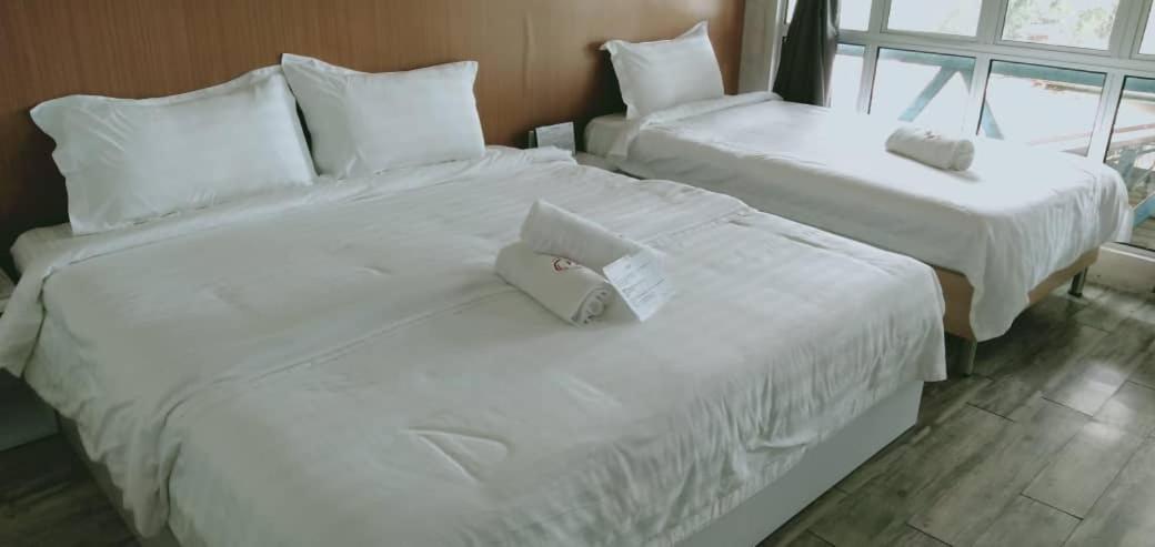 Rick Resort Teluk Intan Exterior photo