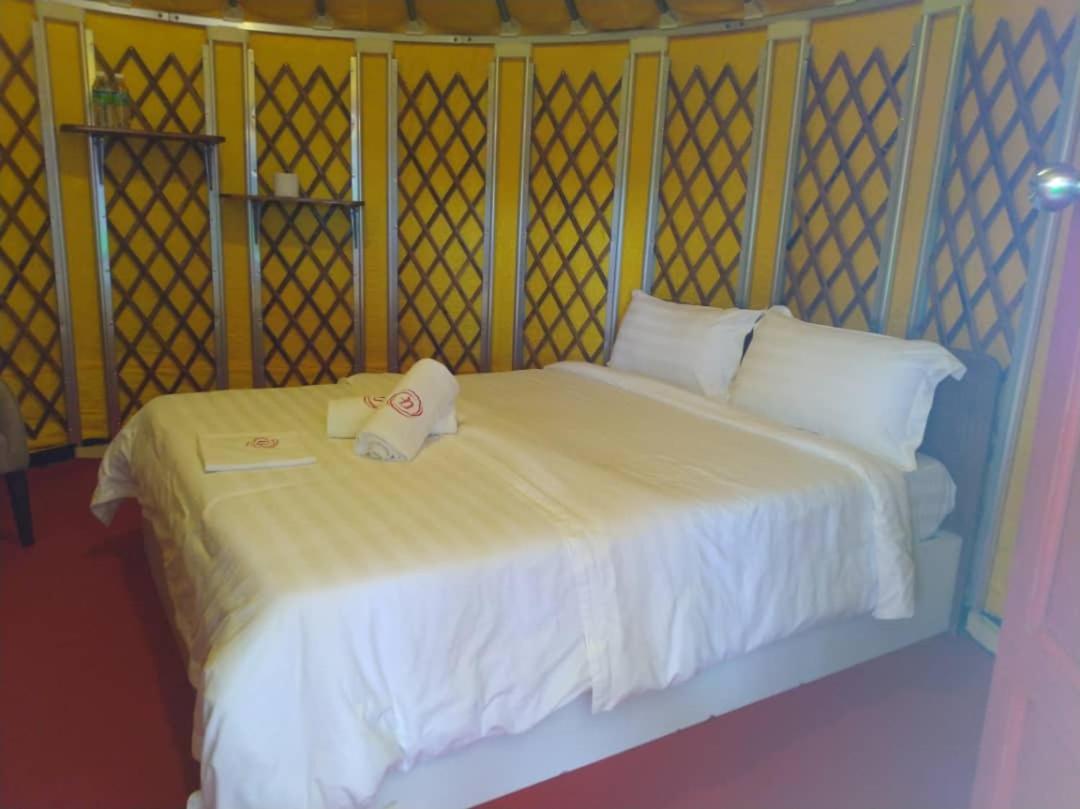 Rick Resort Teluk Intan Exterior photo