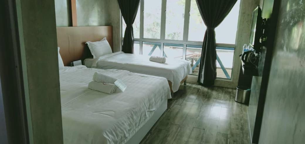 Rick Resort Teluk Intan Exterior photo