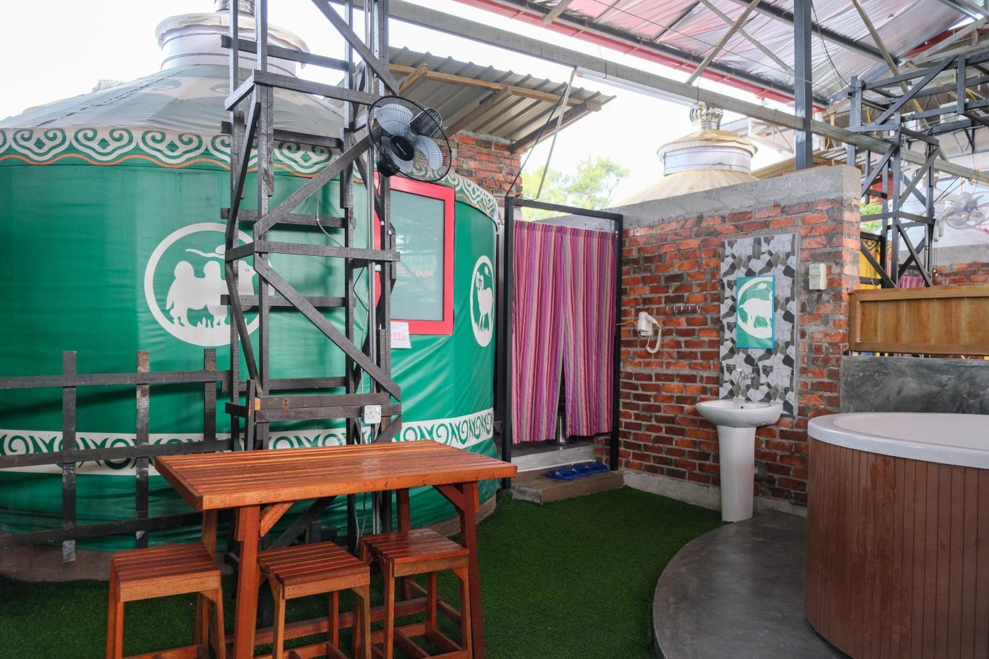 Rick Resort Teluk Intan Exterior photo