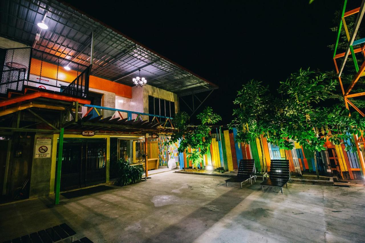 Rick Resort Teluk Intan Exterior photo