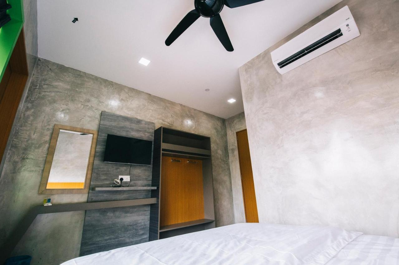 Rick Resort Teluk Intan Exterior photo